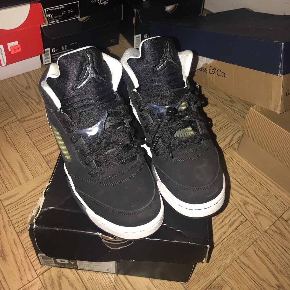 Oreo 5’s size 6y/8 women